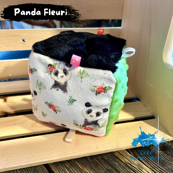 Cube d'Éveil Panda Fleuri