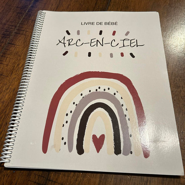 Livre De Naissance Arc-En-Ciel