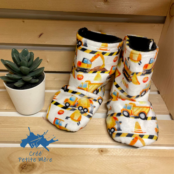 ***Défaut*** Pantoufle Machinerie taille 7/8 enfant